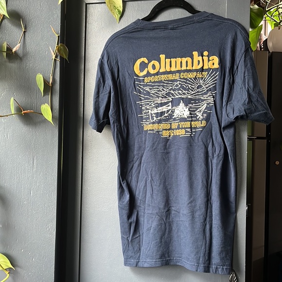 FREE w/ Purchase Men’s Columbia Sportswear Navy Blue Logo Tee Tshirt Medium - Picture 4 of 5
